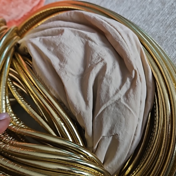 Double Knot Handbag - Picture 12 of 13